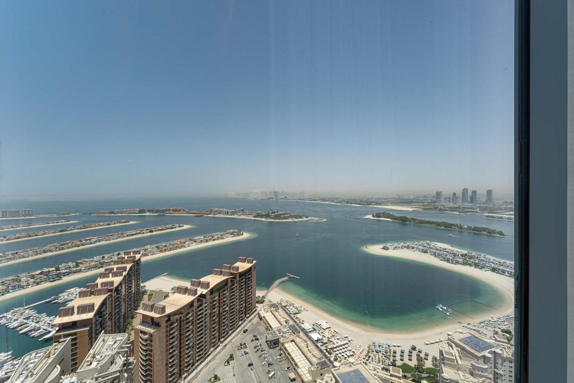 Apartment Pvh - Modern In Palm Tower