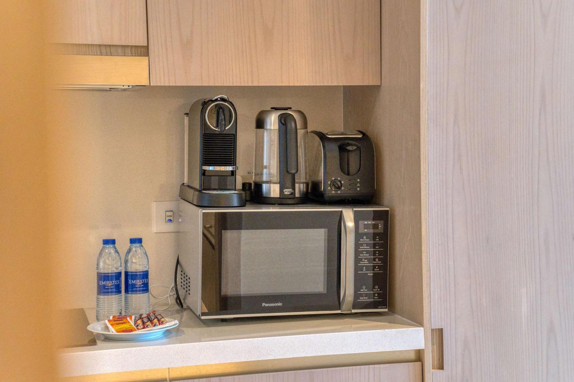 Pvh - Modern In Palm Tower Apartment Dubai